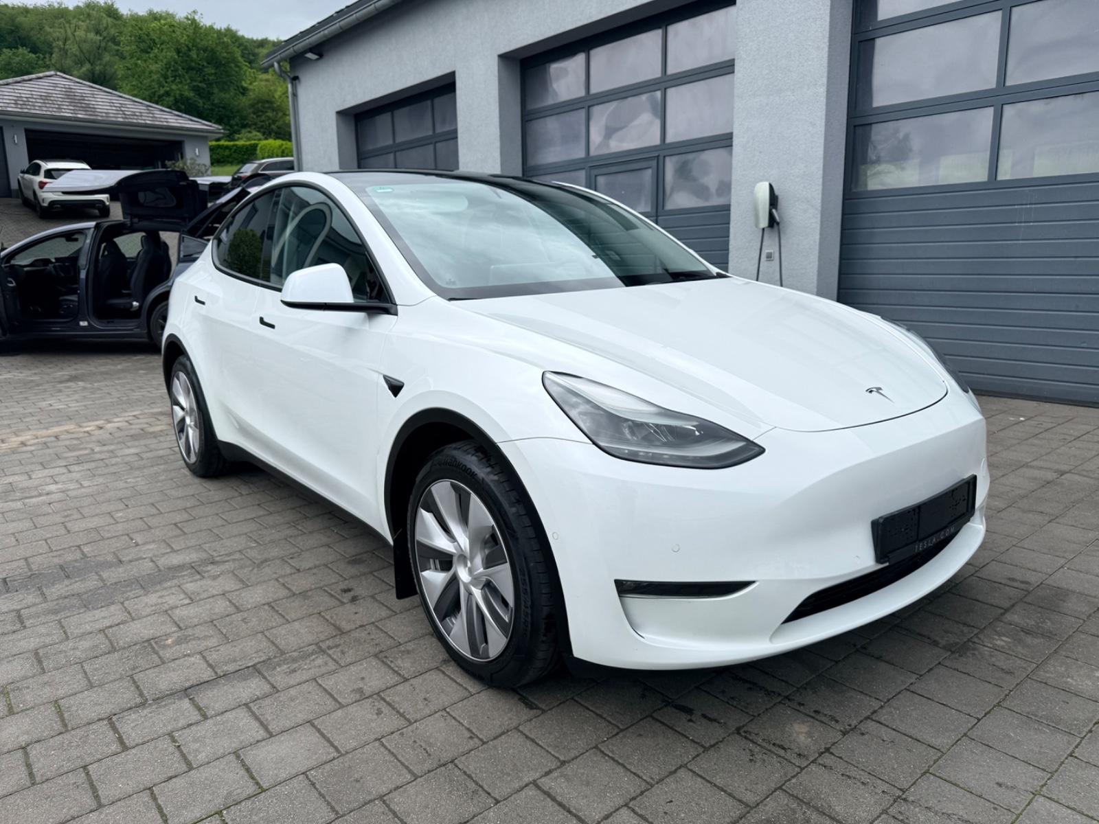 Tesla Model Y Long Range| AMD RYZEN | *1.Hand* | AWD |