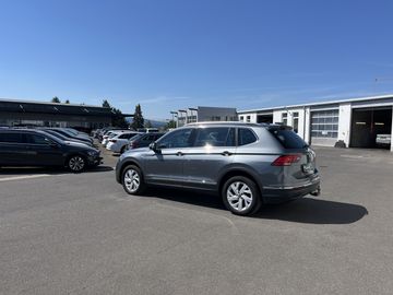 Volkswagen Tiguan Allspace - 11