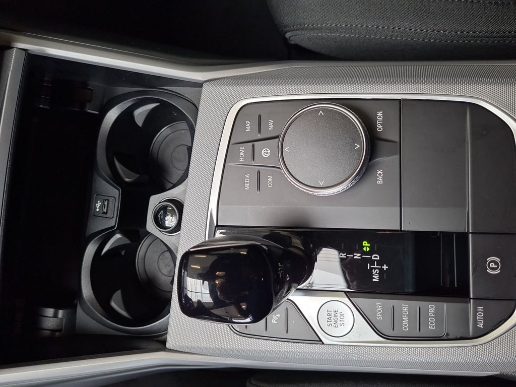 BMW 330 d xDrive Touring Advantage DAB Tempomat Shz. 