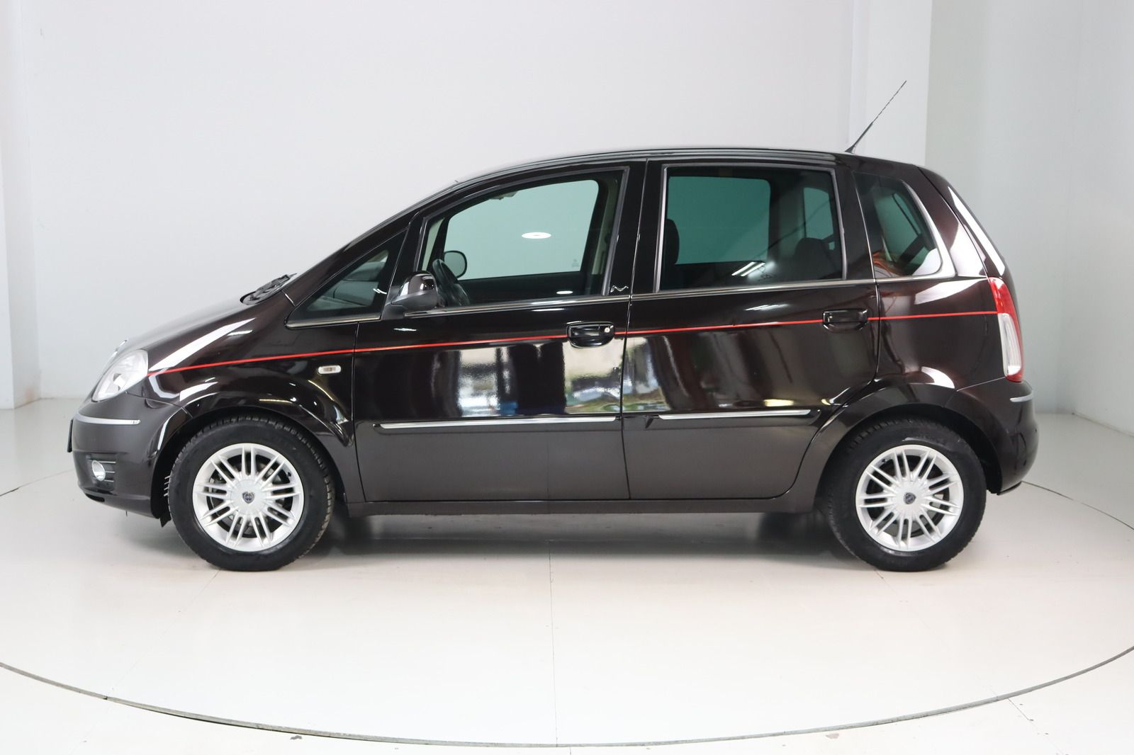 Fahrzeugabbildung Lancia Musa oRo 1.4 16V Edizione