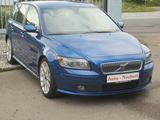 Volvo V50 Momentum - Volvo V50: Allradantrieb