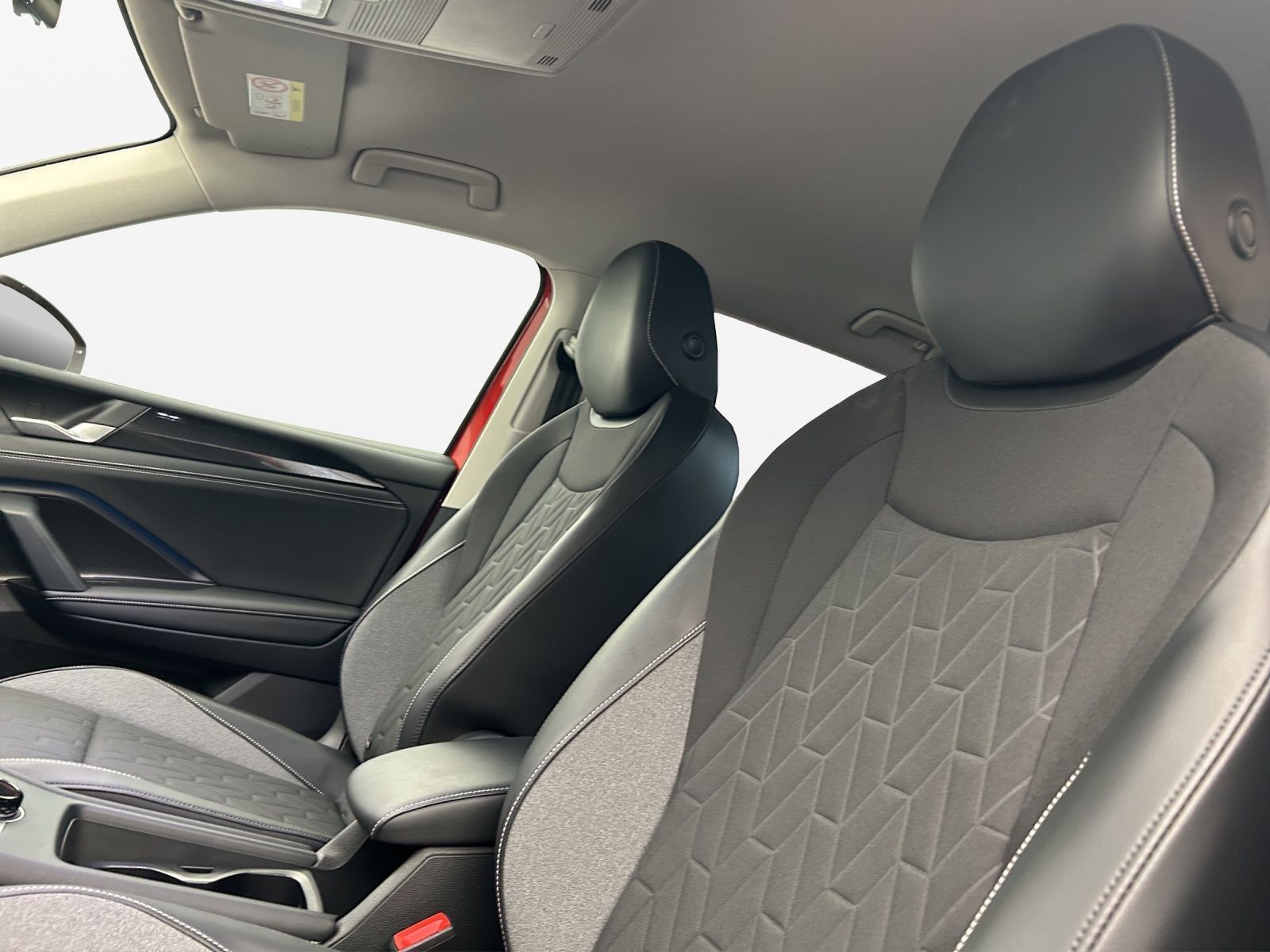 Volkswagen Tiguan - Bild 10