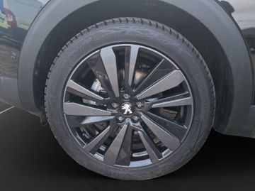 Peugeot 5008 GT 1.5 BlueHDi 130 Kam.+KeyLess+LED+Navi+SD