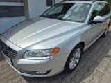 Volvo V70 D4 Summum Geartronic Standheizung - Volvo V70 Gebrauchtwagen