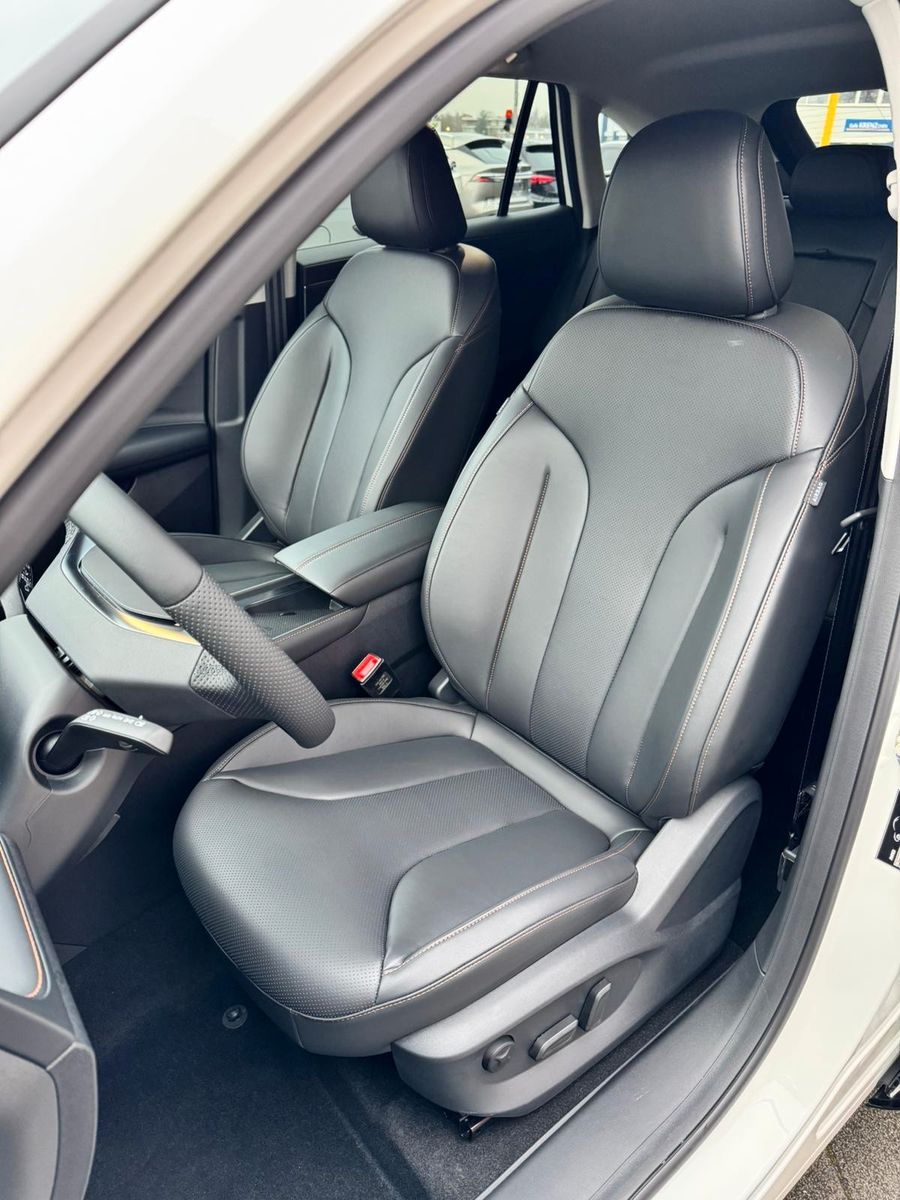 Fahrzeugabbildung MG HS 1.5 Hybrid+ 165 kW Luxury