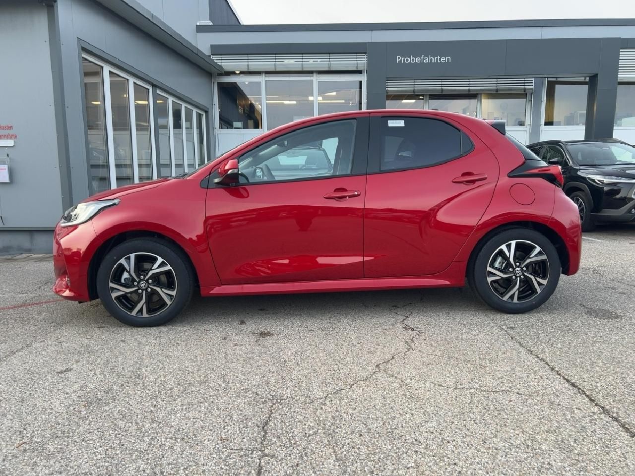 Fahrzeugabbildung Toyota Yaris Hybrid 1,5 Teamplayer *Safety+Comfortpaket