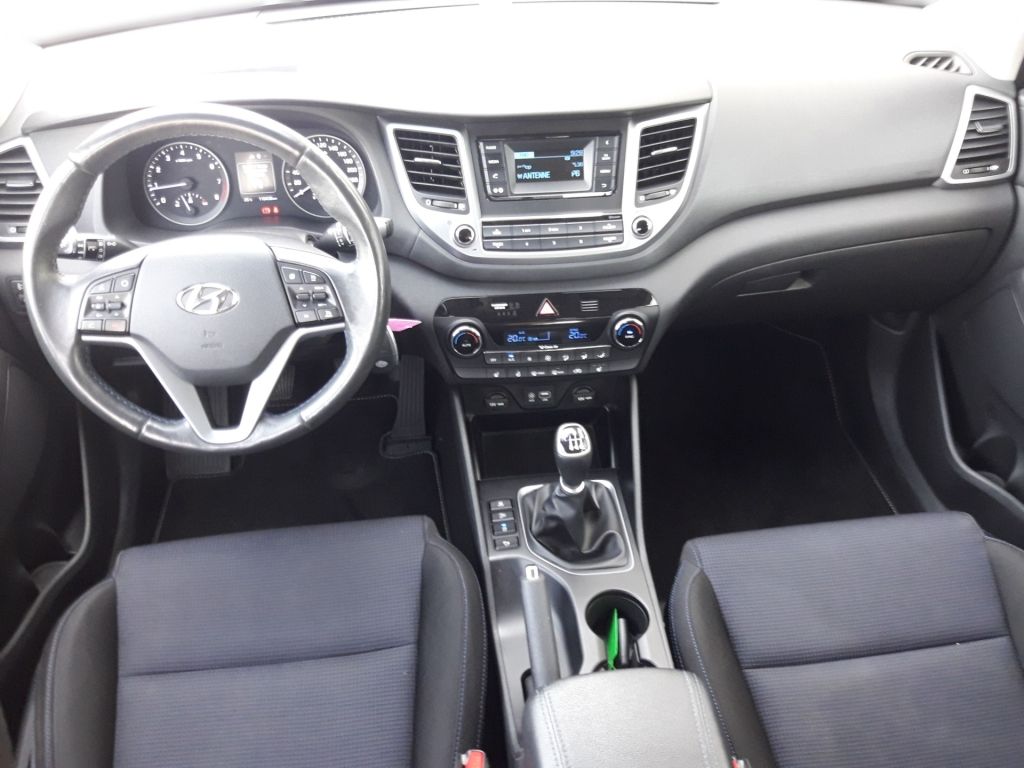 Fahrzeugabbildung Hyundai TUCSON 1.6 GDi 2WD Trend