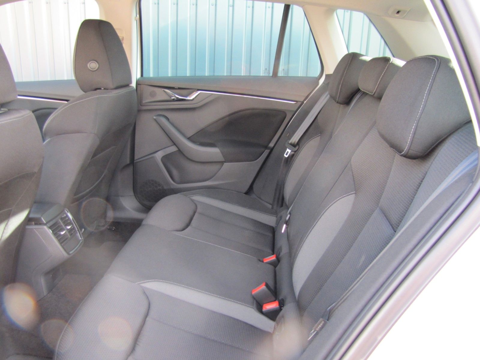 Fahrzeugabbildung SKODA Kamiq Tour 1.5l TSI 150PS LED-Schein., NAVI