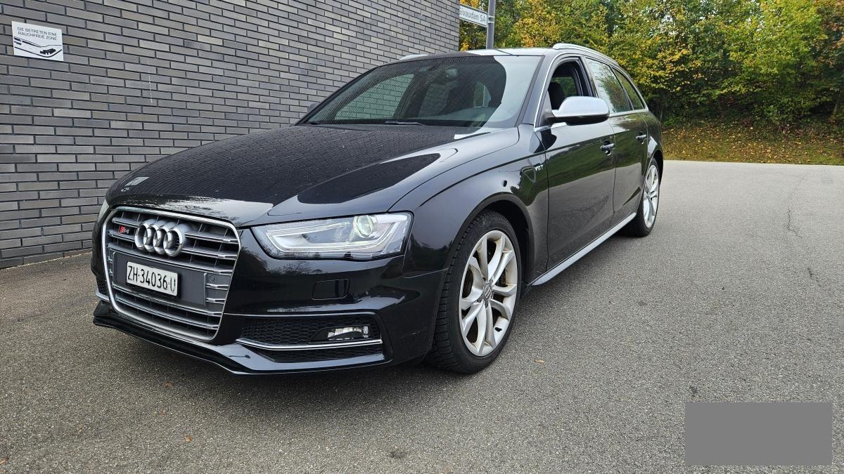 Audi S4 3.0 TFSI quattro/B&O/S-Sitze/Automat