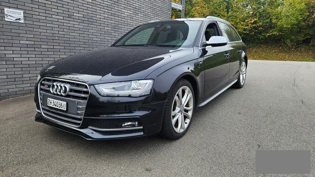 Audi S4 3.0 TFSI quattro/B&O/S-Sitze/Automat