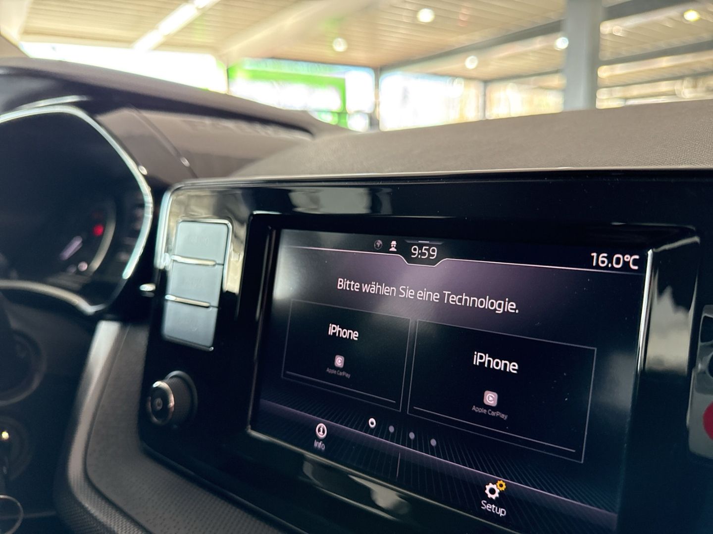 Fahrzeugabbildung SKODA Fabia 1.0 MPI Active GSR Klima LED SHZ PDC
