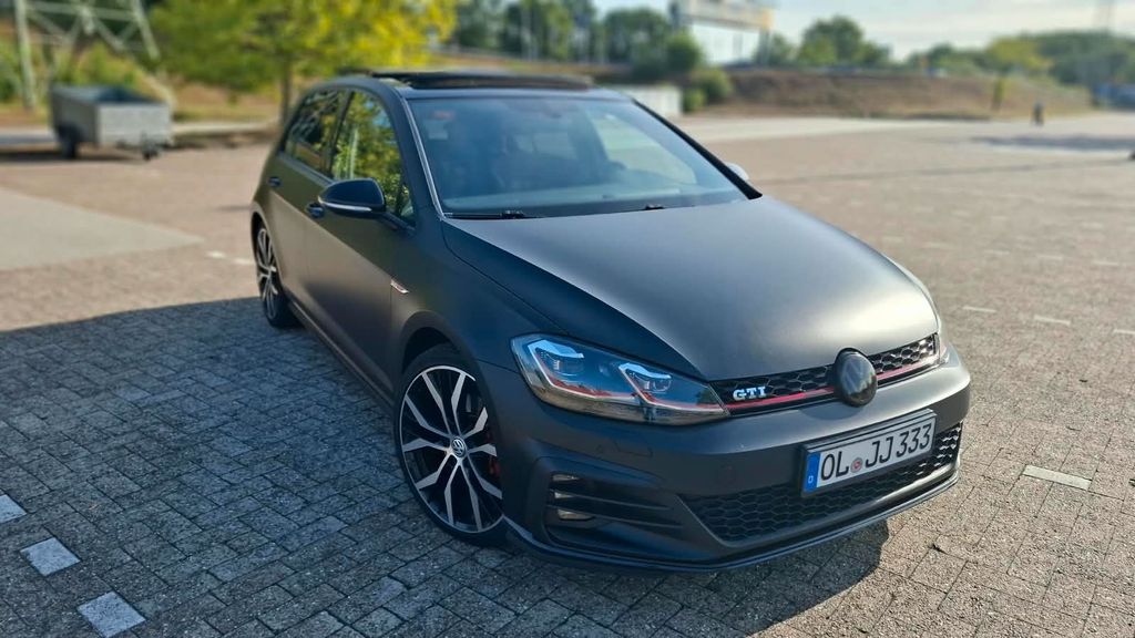 Image of Volkswagen Golf