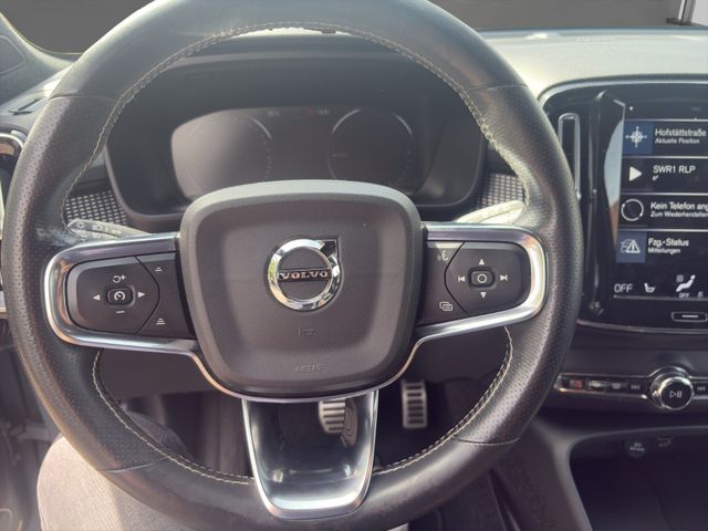 Volvo XC40 R Design Recharge Plug-In Hybrid 2WD