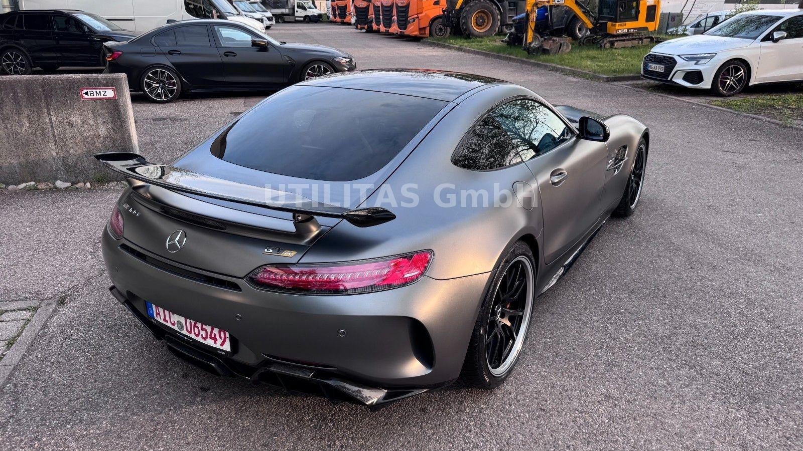 Mercedes-Benz AMG GTR | Carbon | Keramik | Burmester | designo