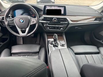 BMW 520 - 11