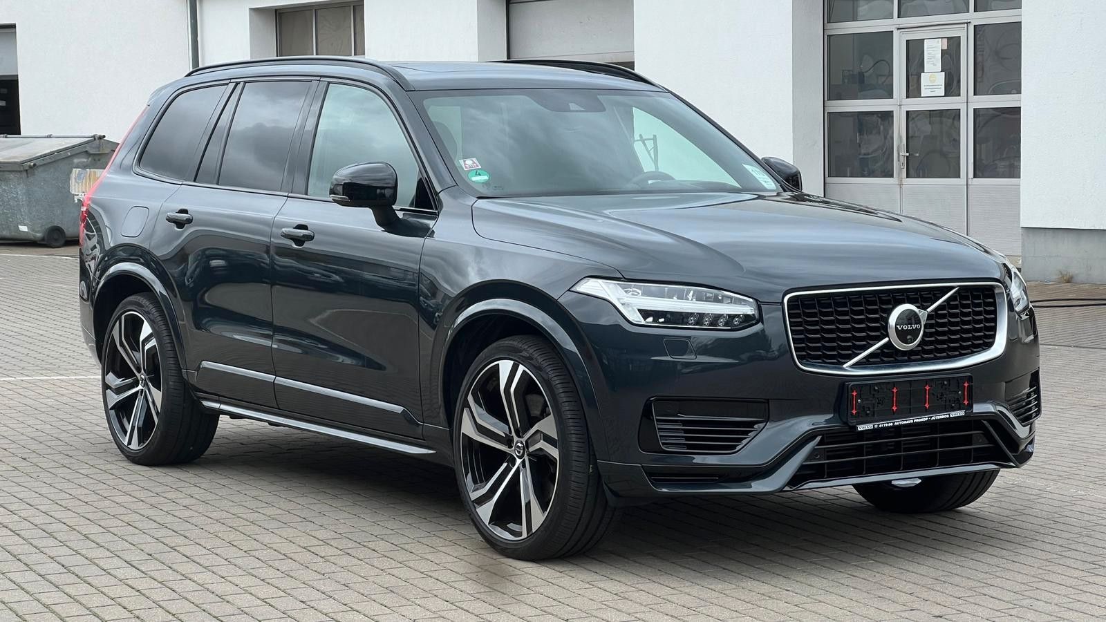 Fahrzeugabbildung Volvo XC90 T8 PHEV AWD R Design*360°*Massage*LUFT*B&W*