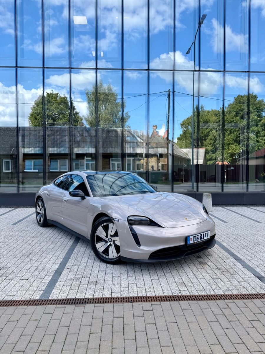 Porsche Taycan 4S S