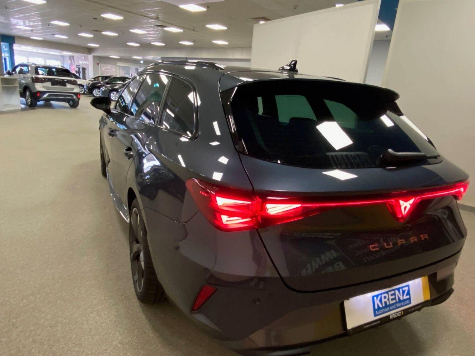 Fahrzeugabbildung CUPRA Leon ST 1.5 eTSI DSG MHEV+Schwellerverbreiterun