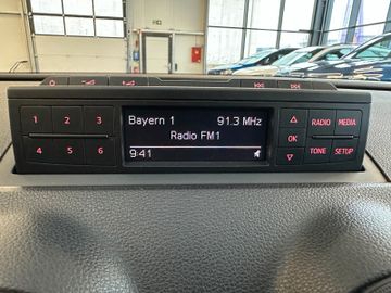 Audi A3 Sportback ambition *1. Hand*AHK*Klima*Radio*