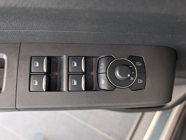 Ford Tourneo Courier Active Automatik Dach weiß