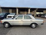 Mercedes-Benz 230 E W123 *Automatik*Schiebedach*137TKM* - Mercedes-Benz S123