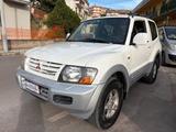 Mitsubishi Pajero 3.2 16V DI-D 5p. GLX - gebrauchte Mitsubishi Pajero aus dem Jahr 2000