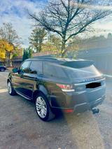 Land Rover Range Rover Sport 3.0 TDV6 HSE  - Land Rover Range Rover Sport: Tdv6 Hse
