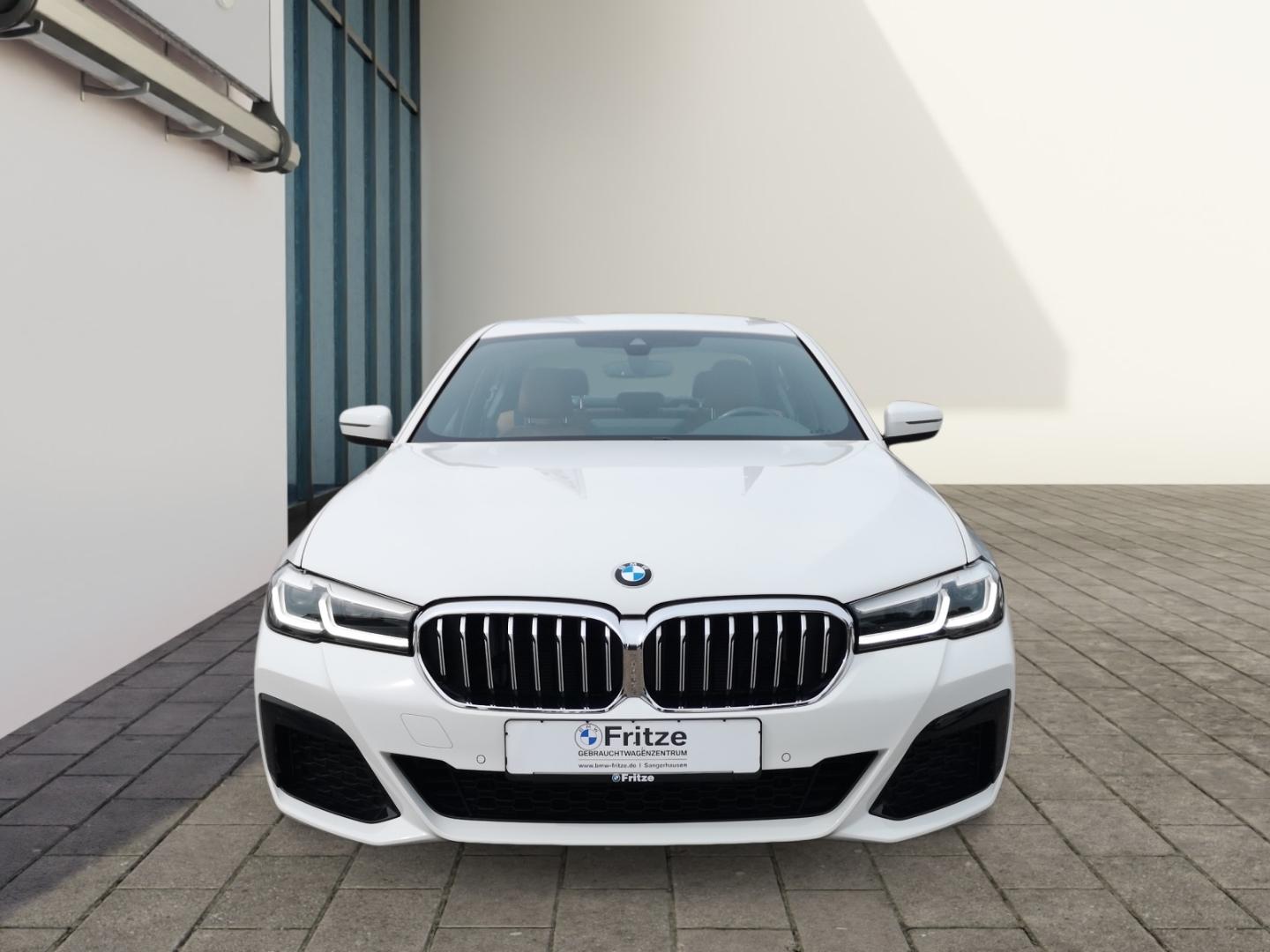 BMW 520 d xDr. Lim. Sport LED+NAVI+KLIMAAUTO+SHZ+PDC