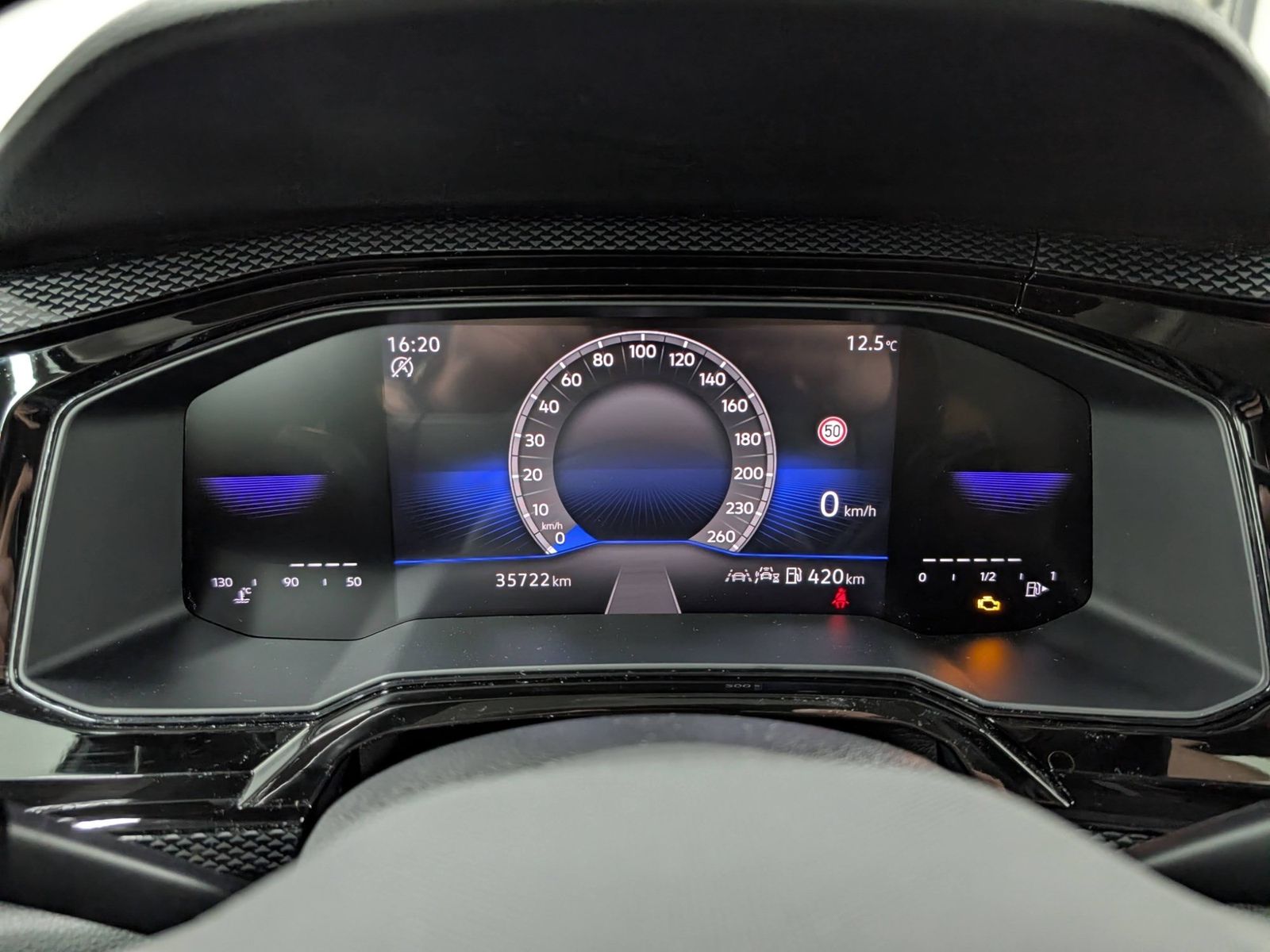 VW Polo 1.0 Life Klimaanlage LED SHZ Allwetter – Bild 15