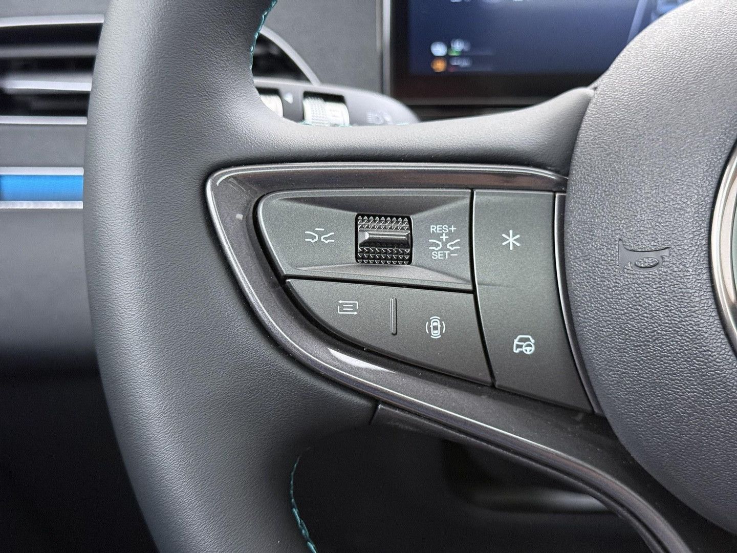 BYD SEAL 6