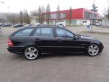Mercedes-Benz C 32 AMG T - Modell ; GUTACHTEN ; VIELE NEUTEILE - gebrauchte Mercedes-Benz C 32 AMG aus dem Jahr 2003