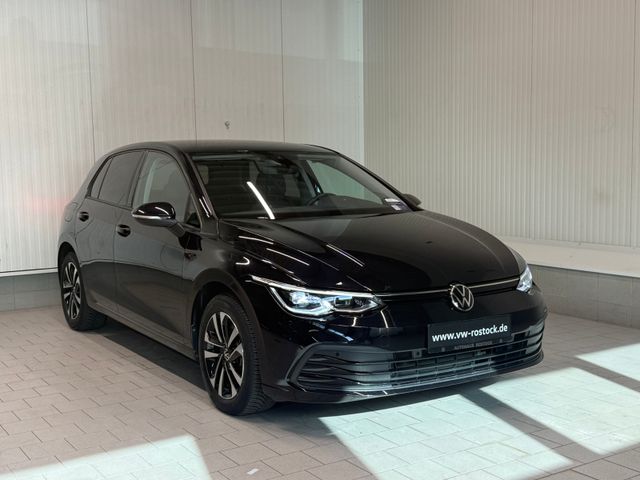 Golf VIII Life 1.5 TSI AHK STNDHZG LED