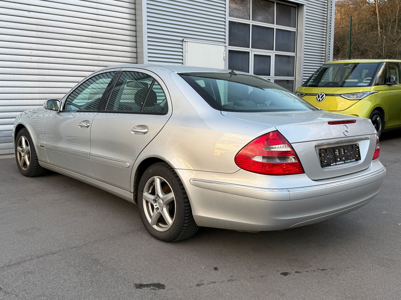Fahrzeugabbildung Mercedes-Benz E 320 CDI Elegance Aut AHK GRA Xenon Navi H/K