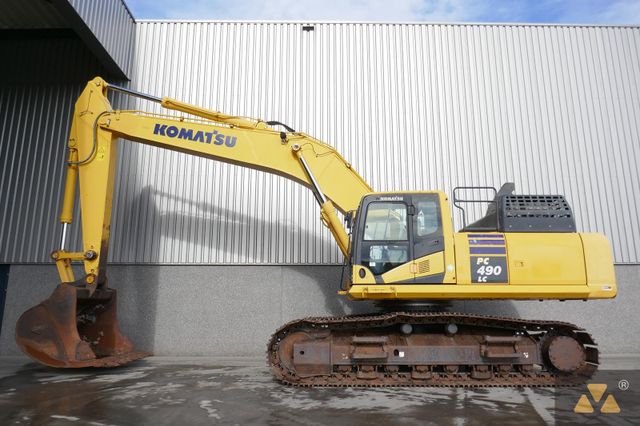 Komatsu PC490LC-11