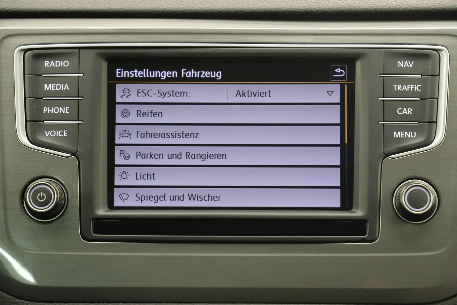 Volkswagen Golf 7 Sportsvan 1.4TSI 125PS DSG R Line Pano 1H