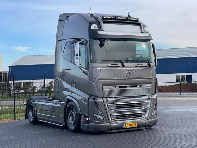 Volvo FH 16.750 FULL AIR, LEATHER SEATS, RETARDER, 465