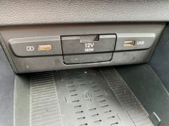 Fahrzeugabbildung Hyundai i20 1.0 KLIMA KAMERA CARPLAY ALLWETTER ALU