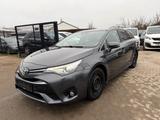 Toyota Avensis 1,6-l-D-4D Touring Sports Klima Led - Toyota Avensis: 1.6
