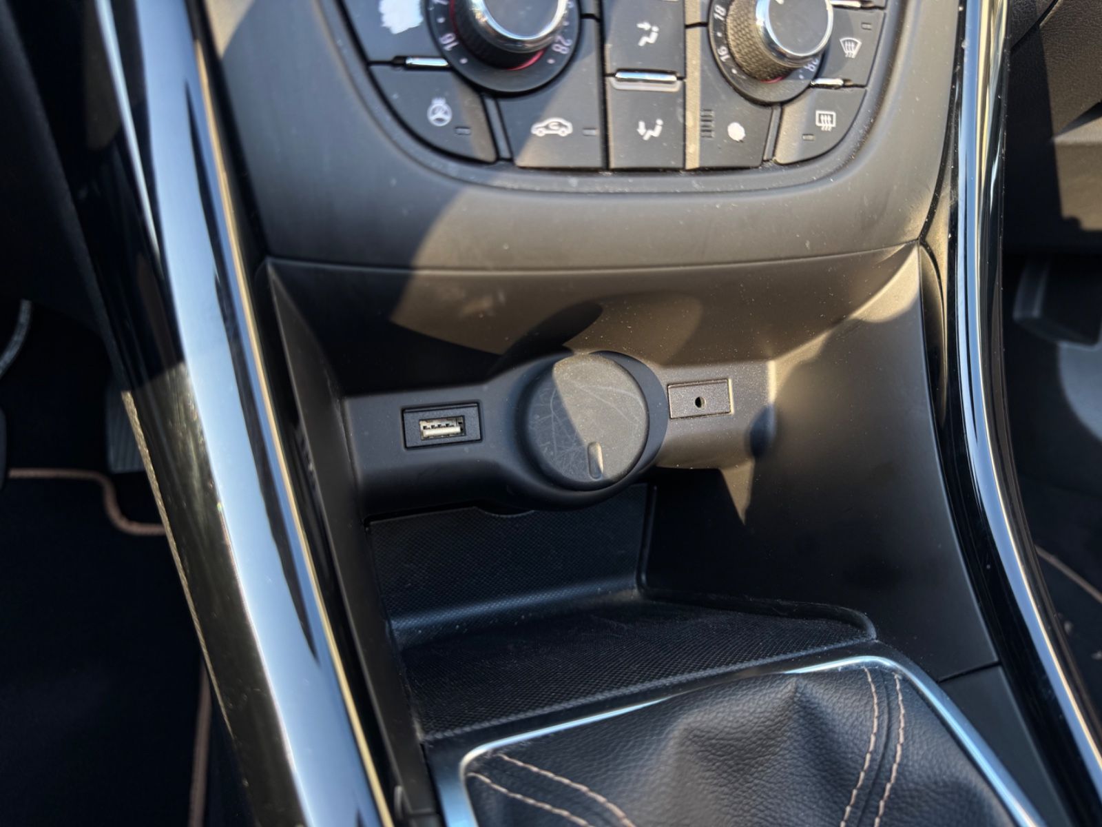 Fahrzeugabbildung Opel Cascada Ultimate ecoFlex*LED*8Fach Alu*Leder