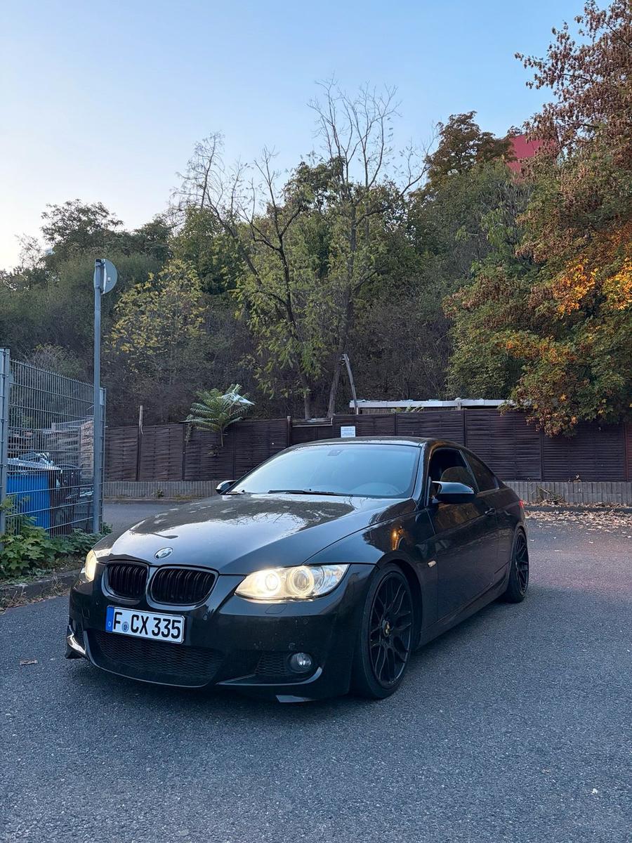 BMW 335