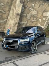 Audi Q7 3.0 TDI quattro S-line Selection - Audi Q7 von privat