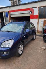Kia Carens Automatik - gebrauchte Kia Carens aus dem Jahr 2008
