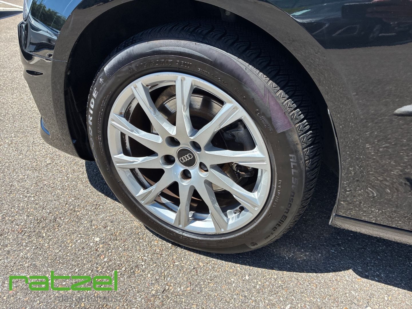 Fahrzeugabbildung Audi A4 Avant 35 TFSI S tronic Navi LED El. Heckklapp