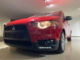 Mitsubishi Colt Lim. 3-trg. Inform - Mitsubishi Colt: Rot