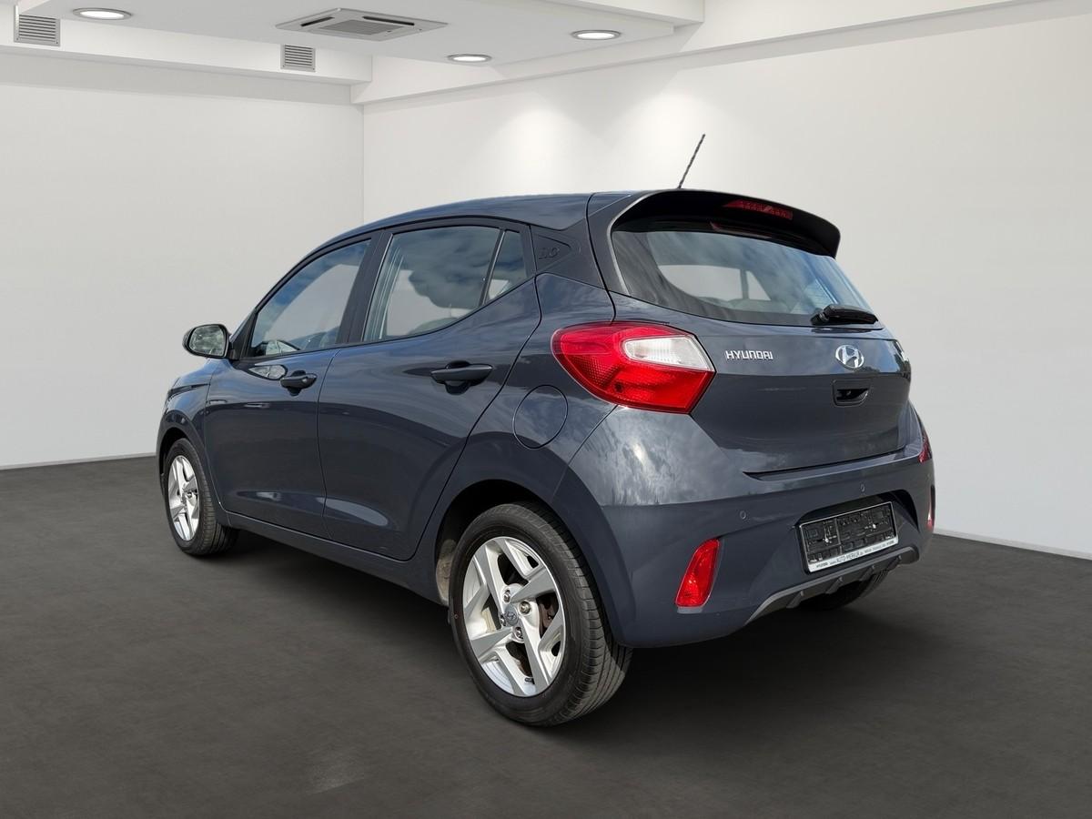Hyundai i10 1.2 Trend *Car Play*