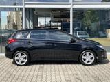 Toyota Auris 1.6 Valvematic Executive - Toyota Auris: Valvematic