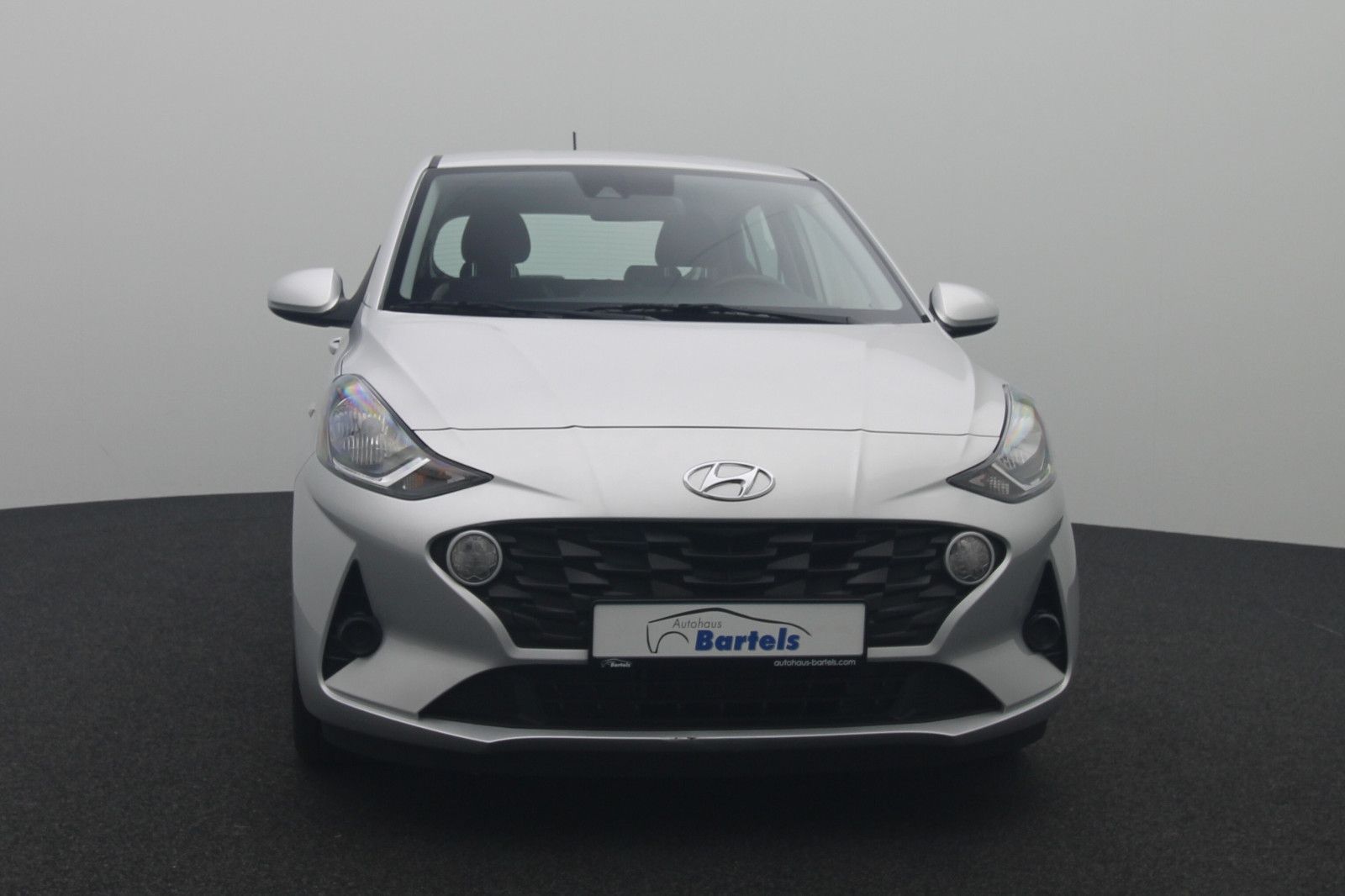 Fahrzeugabbildung Hyundai i10 1.0 Select Garantie