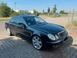 Mercedes-Benz E500 Avantgarde 7G-Tronic W211 - gebrauchte Mercedes-Benz E 500 aus dem Jahr 2005