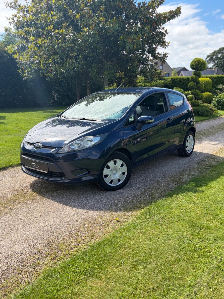 Ford Fiesta Trend Geringe Laufleistung Klima Allwette