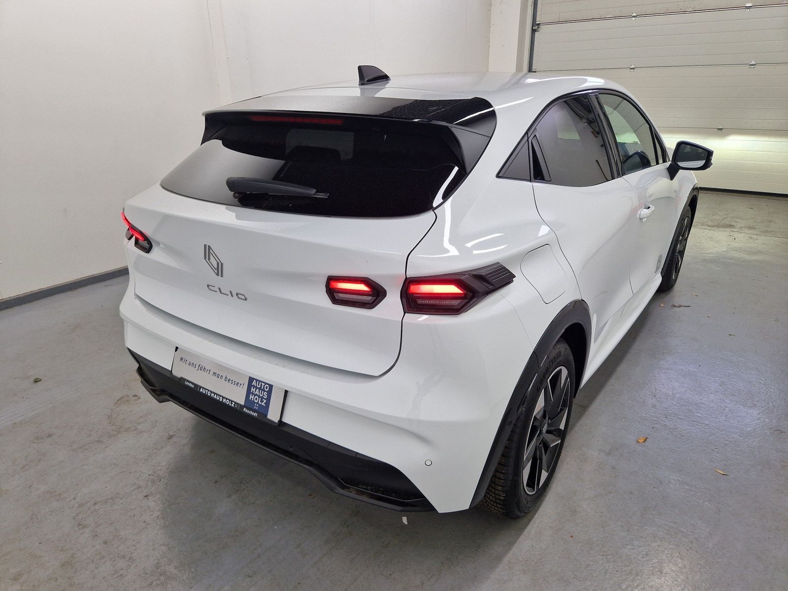 RENAULT Clio  Techno TCE 115 EDC Winterpaket – Bild 5